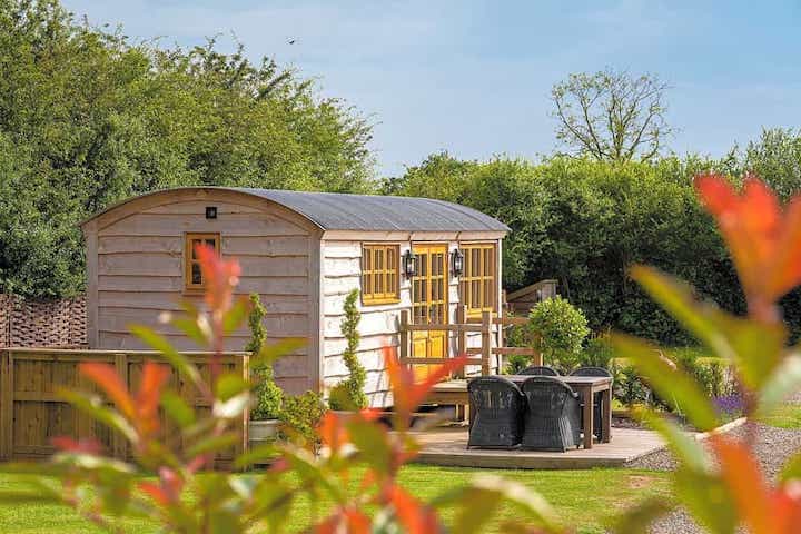 Glamping near me